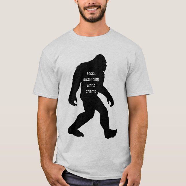 Bigfoot Social Avstånd World Champ T-shirt (Framsida)