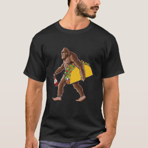 Bigfoot som transporterar en tako och en Flaska i T Shirt