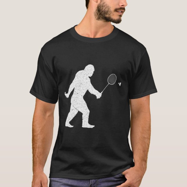 Bigfoot spelar Badminton Shuttle Funny Badminton T Shirt (Framsida)
