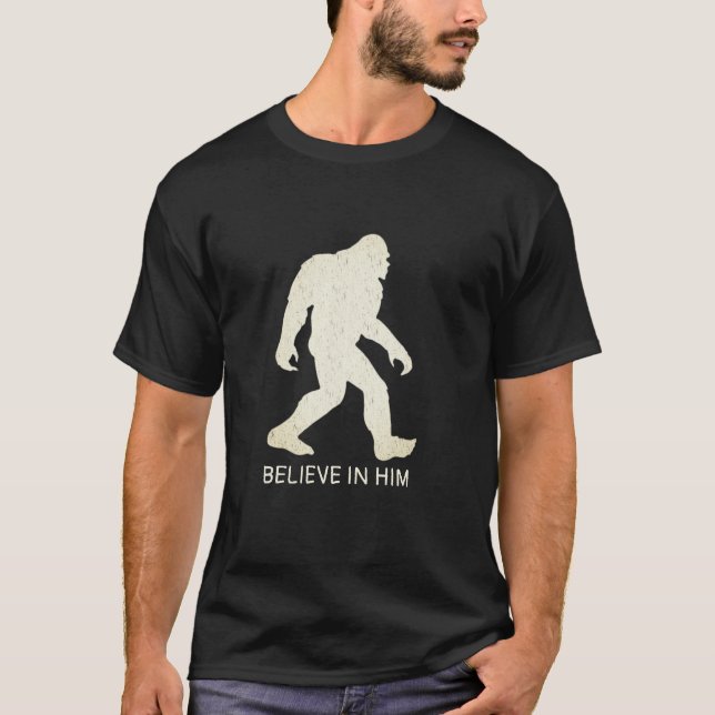 Bigfoot T-Shirt - Anpassade Sasquatch Manar Tee (Framsida)