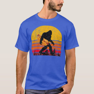 Bigfoot T Shirt for Women Manar Hett Hund