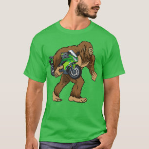 Bigfoot-transporterande motorcykel Funny Sasquatch T Shirt