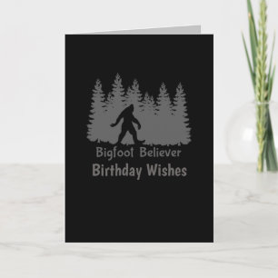 Bigfoot-troende träd-födelsedagskalender kort
