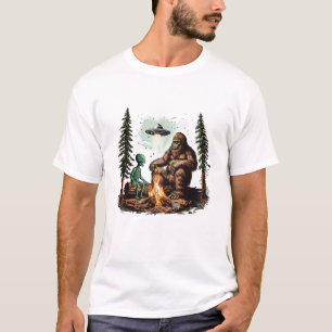 Bigfoot UFO Alien Campfire Hiking Sasquatch Outdoo T Shirt