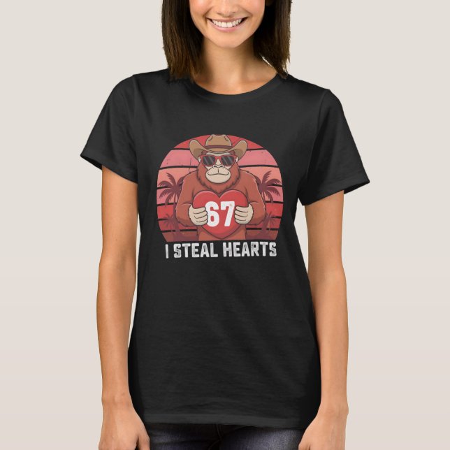 Bigfoot Valentine PNG Sublimation Design T Shirt (Framsida)