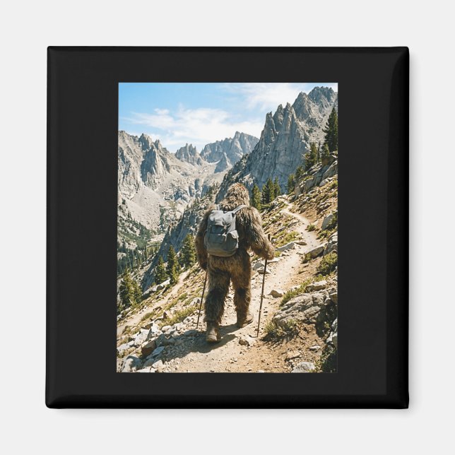 Bigfoot vandring rolig sasquatch backpacking magnet (Framsidan)