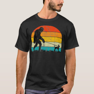 Bigfoot Walking Chihuahua Hund Training Puppies Ma T Shirt