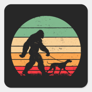 Bigfoot Walking German Shorthar Pointer Hund Vin Fyrkantigt Klistermärke