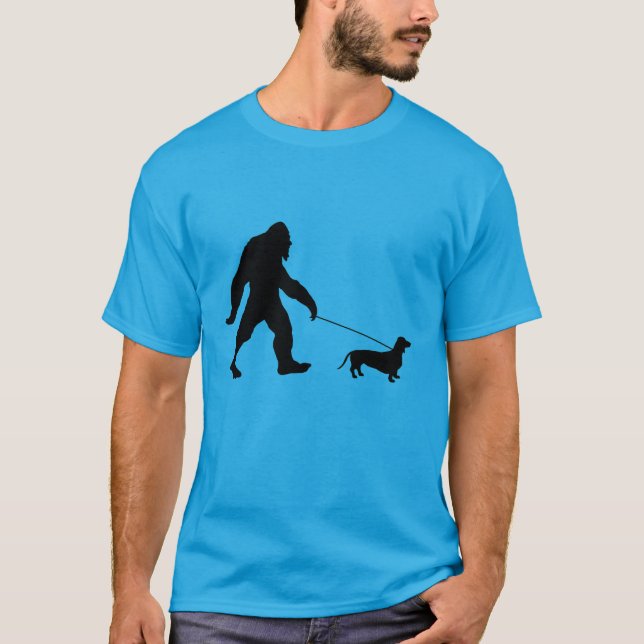 Bigfoot Walking hans Hund T Shirt (Framsida)