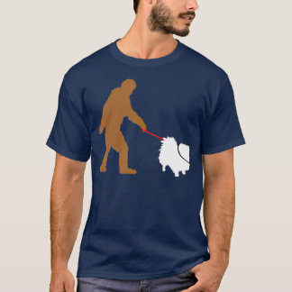 Bigfoot Walking Pomeranian Hund Sasquatch T Shirt