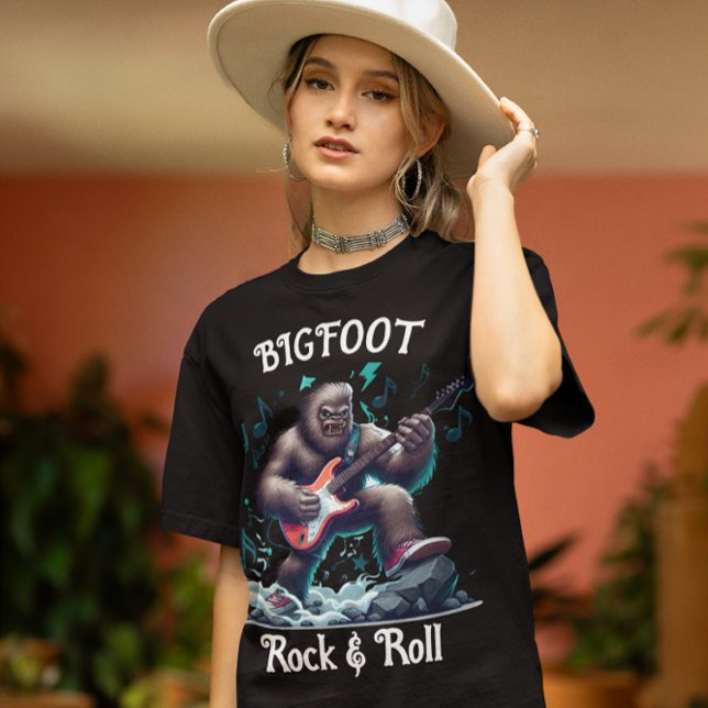Bigfoots Midnight Sten sert T Shirt (Skapare uppladdad)
