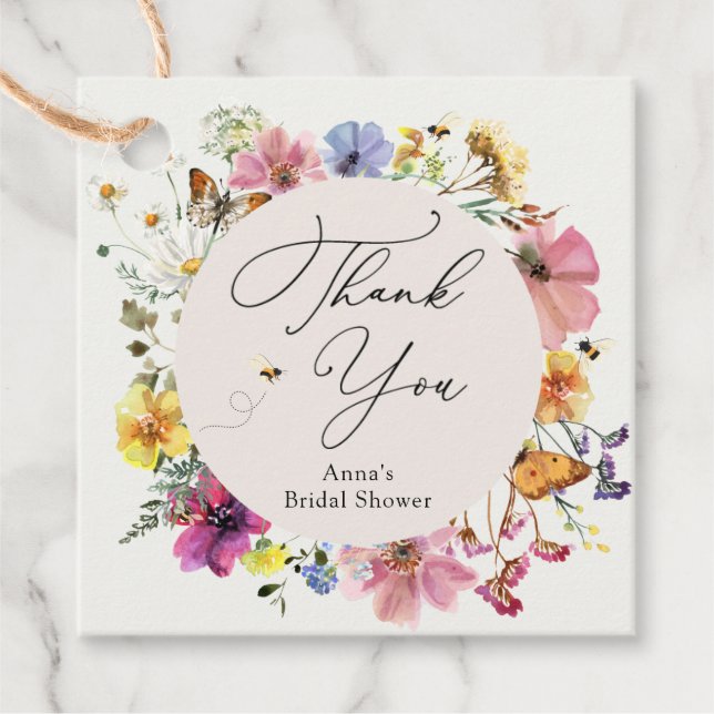 Bihangande presentkort för bröllopsfest med bin oc gåvor etiketter (Framsida)