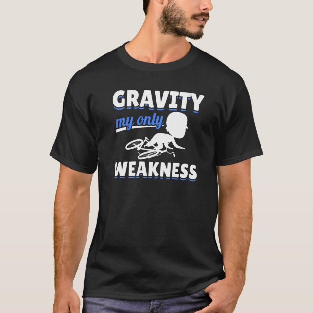 Bike Accident Clumsy Biker   T Shirt (Framsida)