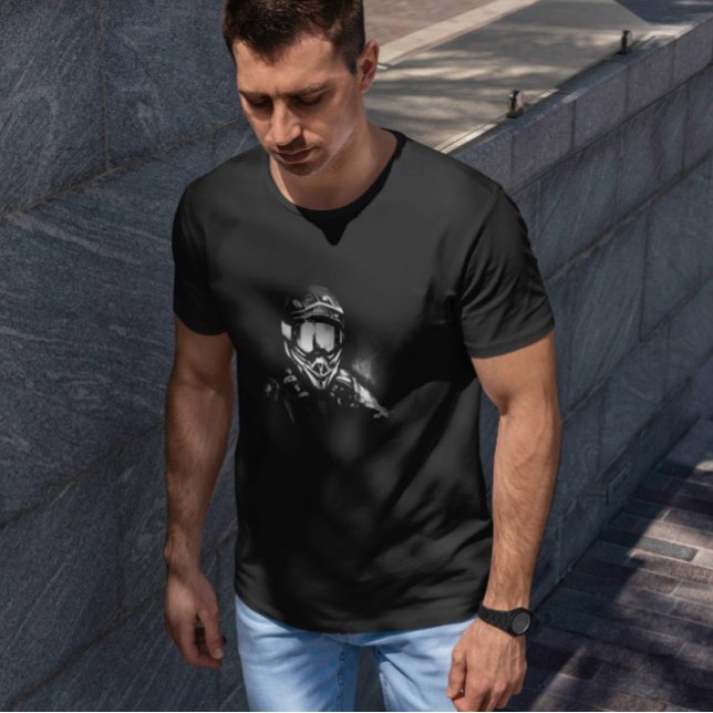 Bike Competitor Realistic T Shirt (Skapare uppladdad)