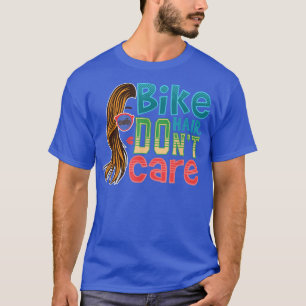 Bike Hair bryr sig inte om Messy Bun Hairstyle Mot T Shirt