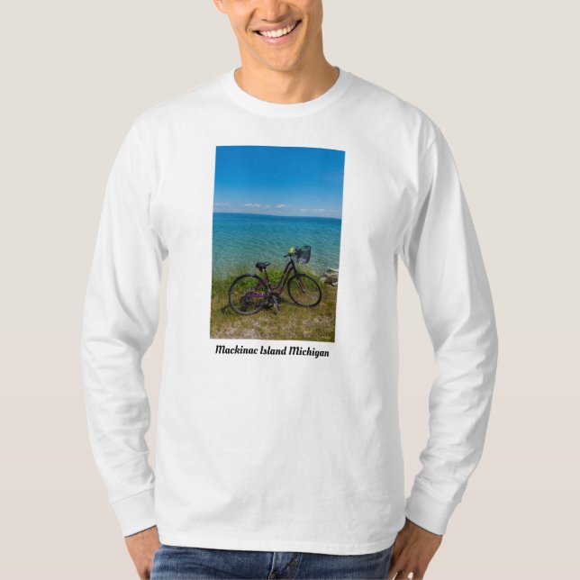 Bike vid Mackinac T Shirt (Framsida)