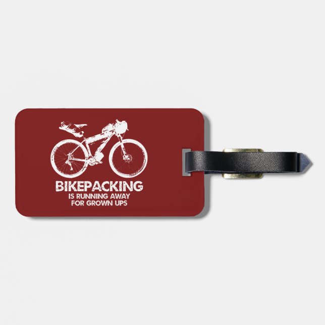 Bikepacking håller på att ta slut för odlade grödo bagagebricka (Baksida Vågrät)