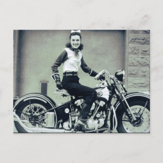 Biker Babe Vykort