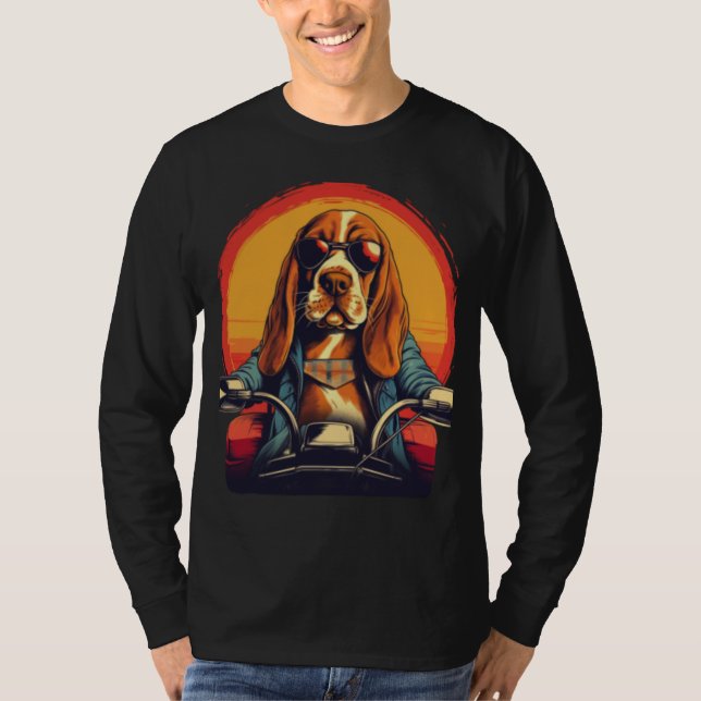 biker för coolans bundna tillgång i solnedgången t shirt (Framsida)