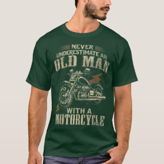 Biker morfar underskatta aldrig en gammal man med t shirt