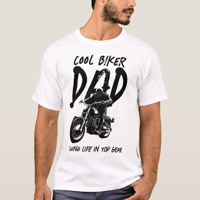 Biker Pappa | FARS DAG | Light Base Basic T Shirt (Framsida)