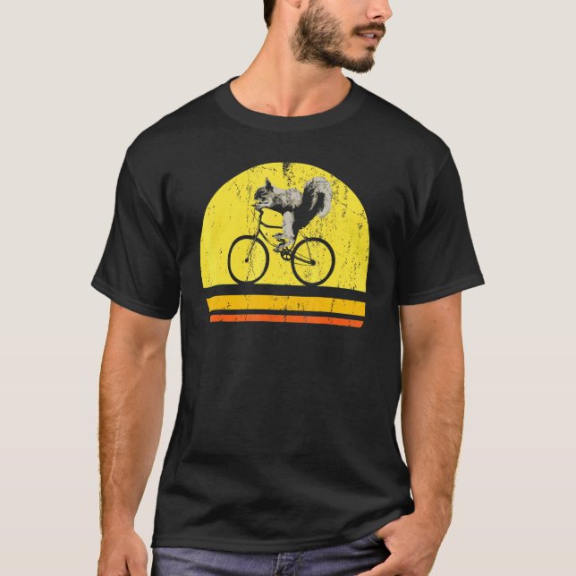 Biker Wildlife Forest Animal Nature Cycling Squirr T Shirt (Framsida)
