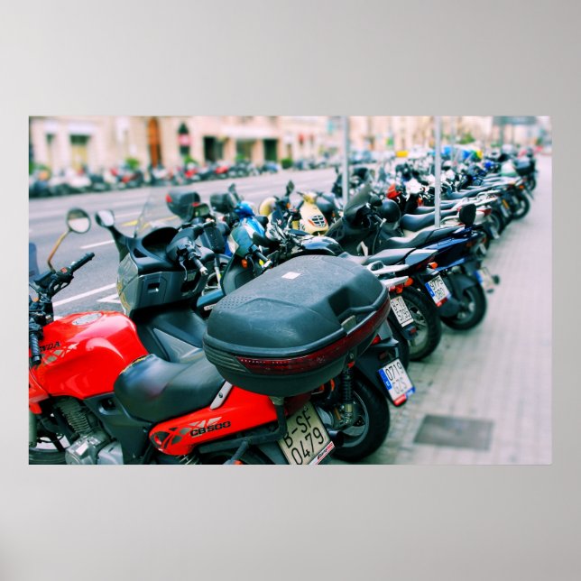 Bikerna Row Barcelona, Spanien Poster (Framsidan)