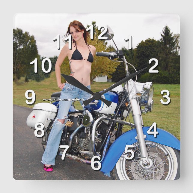 Bikernas Chic-väggklocka Fyrkantig Klocka (Framsida)