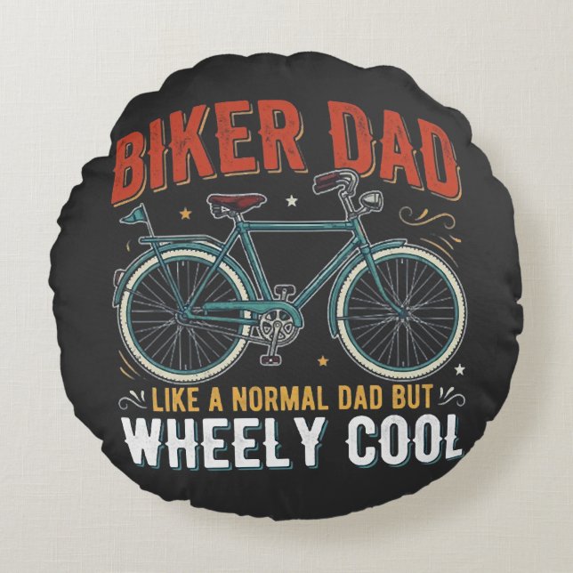 Bikerpappa som en vanlig pappa men rullande cool rund kudde (Framsidan)