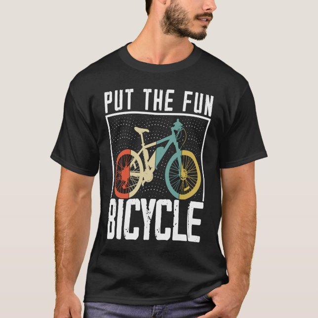 Biking and Cycling    4 T Shirt (Framsida)