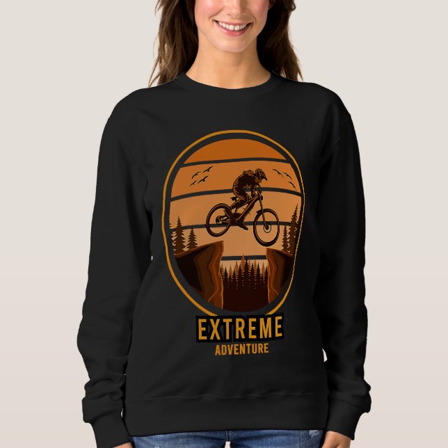 Biking and Cycling   8 T Shirt (Framsida)