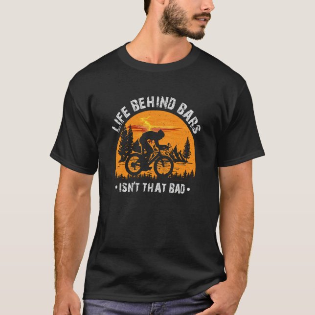 Biking and Cycling Swea T Shirt (Framsida)