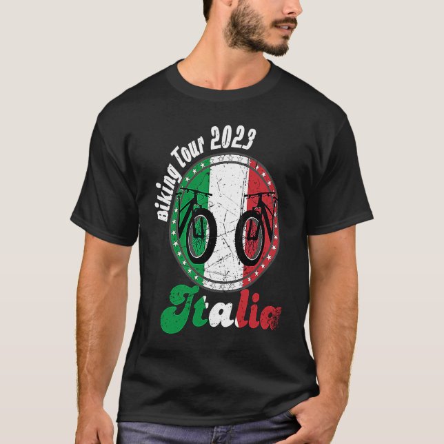 Biking Tour 2023 Italy Italia MTB Holiday Bike Hol T Shirt (Framsida)