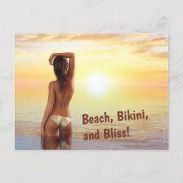 Bikini Girl Posin in Sea vid Sunset Vykort