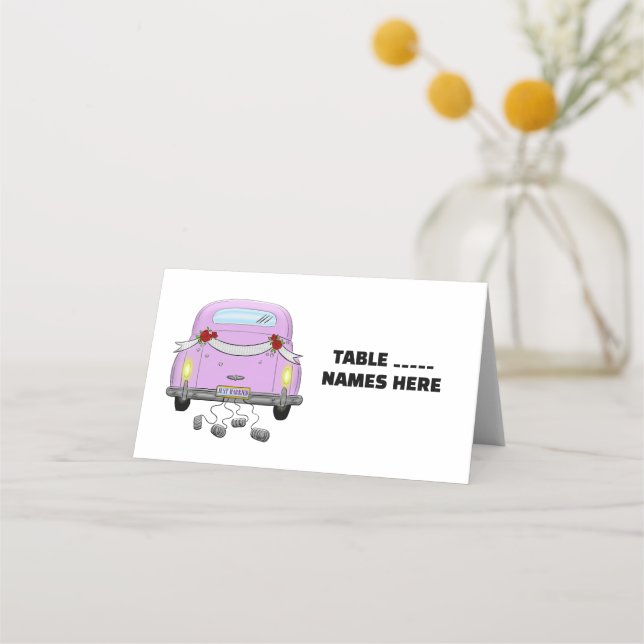 Bilar och konservburkar med återfällda platskort f placeringskort (Framsida)