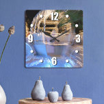 Bild av Princess sparkly guld & Blue Farytale trän Fyrkantig Klocka<br><div class="desc">Vem behöver prins Charming? Gör ditt eget "lyckliga efter" och anamma "flickmakt" när du tittar på klockan på den här glatt guld, färglösa vägguttaget. Du kan välja mellan en rund eller fyrkantig klocka ansikte. Gör en underbar hemmavärmargåva! Du kan enkelt anpassa den här väggklockan och jag erbjuder även anpassning för...</div>