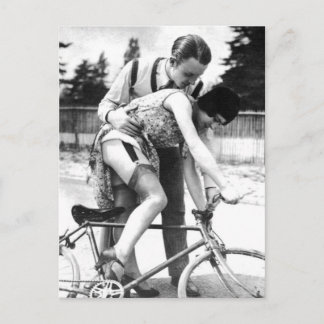 Bild av vintage risque-tjej vykort