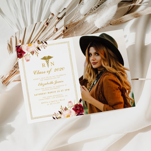 Bild från Burgundy blommigt-sjuksköterskeskola stu Inbjudningar (Skapare uppladdad)