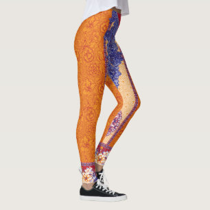 bild i en orange och blå mönster leggings