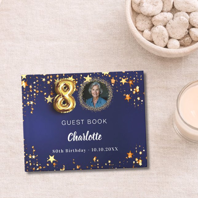 Bild på 80:e födelsedag med blå guld-stjärnor gästböcker (Skapare uppladdad)