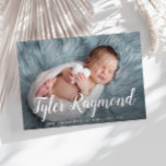 Bild på det moderna födelseattentatet i baby i ele vykort<br><div class="desc">en vacker fotodesign med blå skript. Du kan ladda upp din egen baby-bild och redigera texten och färg.</div>
