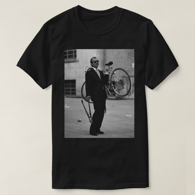 Bill Murray Bike Framed Art Skriv ut T Shirt (Design framsida)