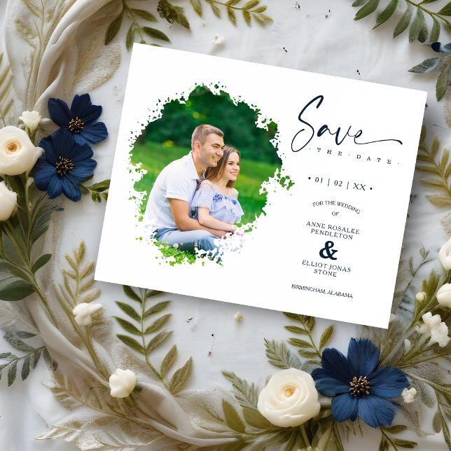 Billigt Modern Grunge Bläck Effect Photo Bröllop (Budget Modern Grunge Ink Effect Photo Engaged Couple Wedding Save the Date with Envelope.)