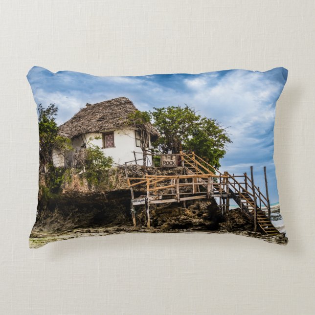 Bilturesque-hus på en tropisk korallextraktion prydnadskudde (Framsidan)