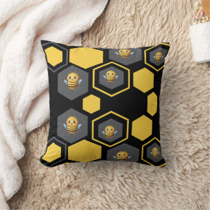 Bin i svartvit utskrift i Honeycomb Kudde