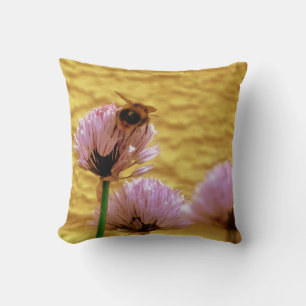 Bin med Chive Flowers Kudde