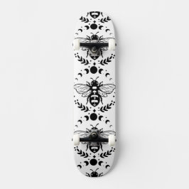 Bin och Måne Black and White Skateboard