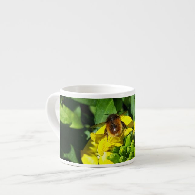 Bin på Gula blommor Espressomugg (Framsida vänster)