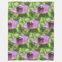 Bin på Thistle Fleece Blanket