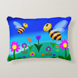 Bina i lycklig i en blomma i fält prydnadskudde